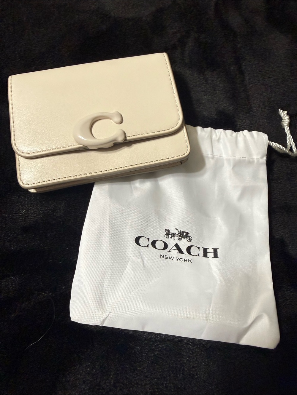 Coach Compact Card Case Wallet in Cream